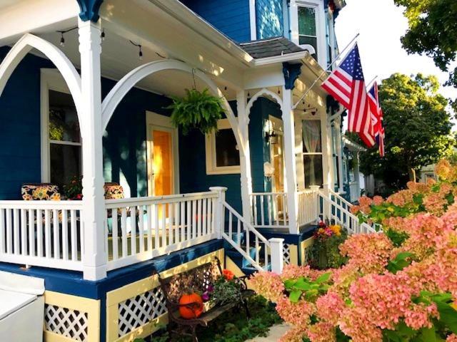 The Muse Gallery Guesthouse Milwaukee Exterior photo