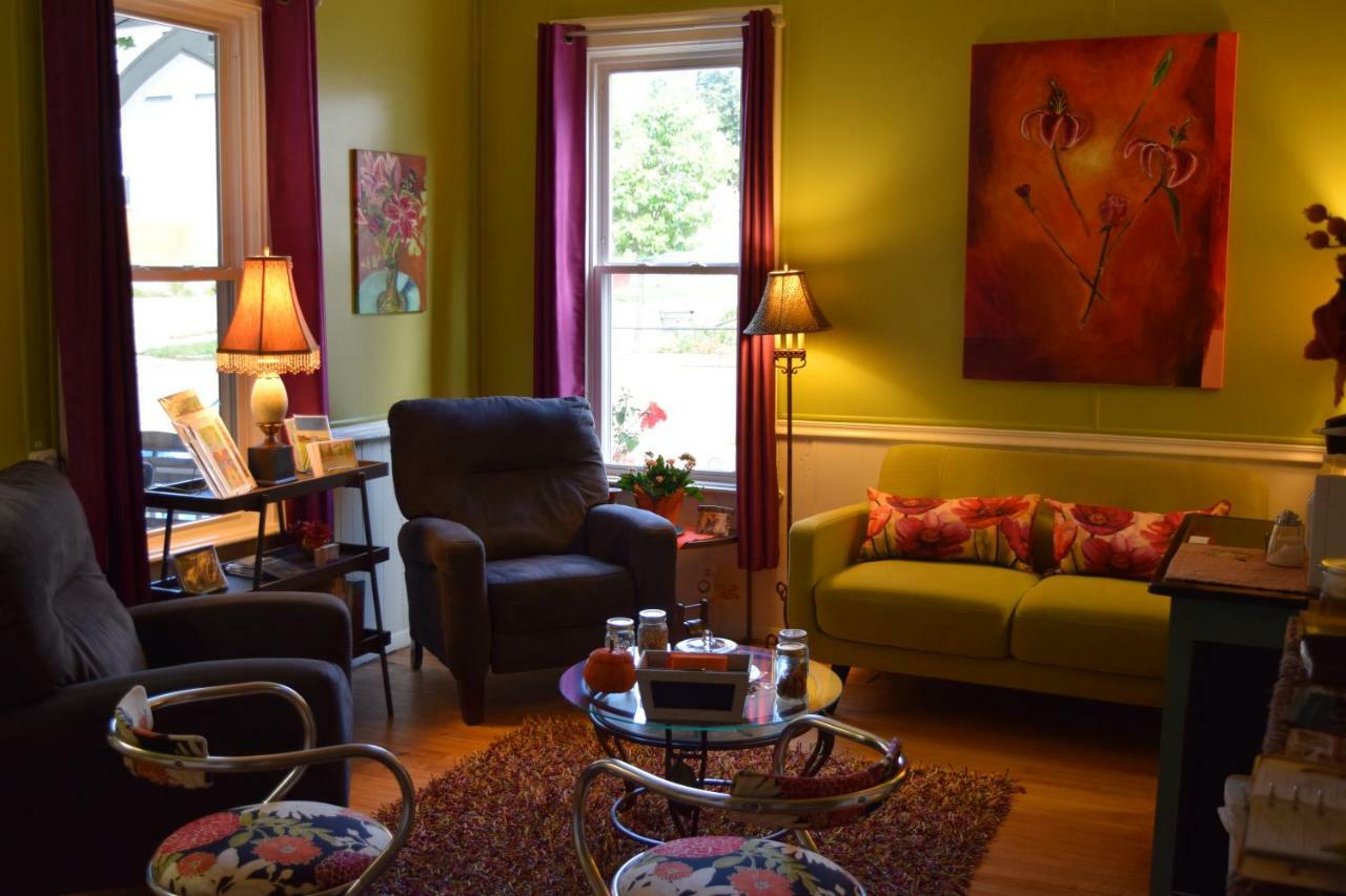 The Muse Gallery Guesthouse Milwaukee Exterior photo