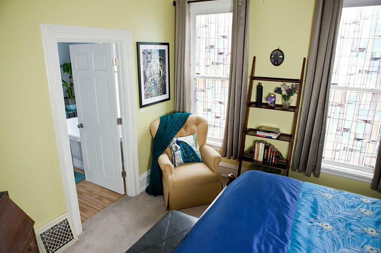 The Muse Gallery Guesthouse Milwaukee Exterior photo